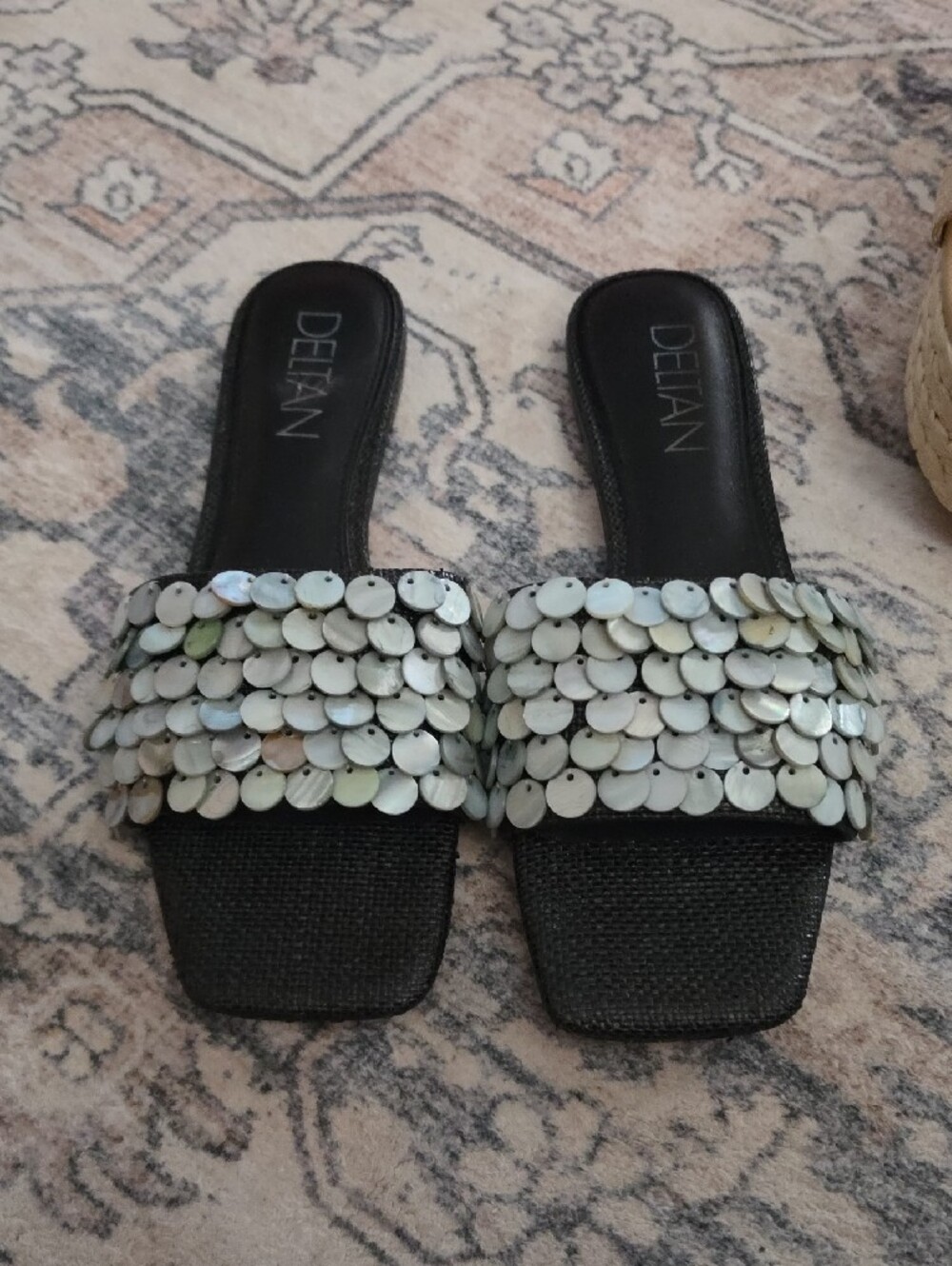 New Deltan Womens Size 9.5  Black Shell Slides Sandals. - Picture 4 of 6